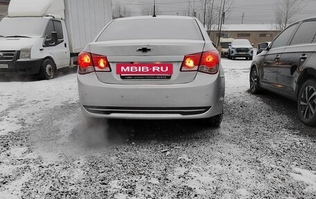 Chevrolet Cruze II, 2009 год, 525 000 рублей, 29 фотография