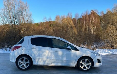 Peugeot 308 II, 2011 год, 610 000 рублей, 3 фотография