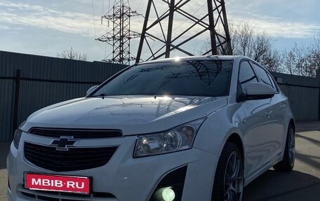 Chevrolet Cruze II, 2013 год, 899 500 рублей, 1 фотография