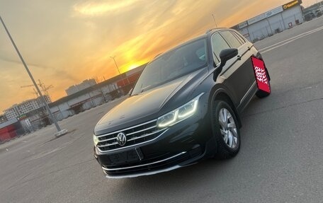 Volkswagen Tiguan II, 2020 год, 3 490 000 рублей, 1 фотография