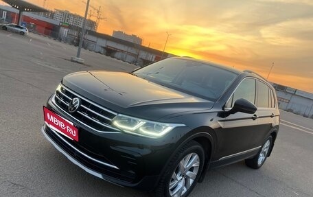 Volkswagen Tiguan II, 2020 год, 3 490 000 рублей, 3 фотография