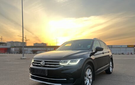 Volkswagen Tiguan II, 2020 год, 3 490 000 рублей, 7 фотография