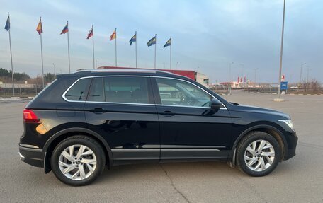 Volkswagen Tiguan II, 2020 год, 3 490 000 рублей, 10 фотография