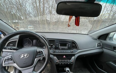 Hyundai Elantra VI рестайлинг, 2017 год, 1 150 000 рублей, 16 фотография