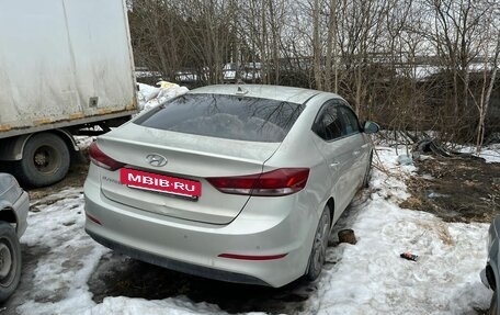 Hyundai Elantra VI рестайлинг, 2017 год, 1 150 000 рублей, 13 фотография