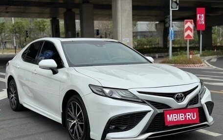 Toyota Camry, 2022 год, 2 440 442 рублей, 3 фотография