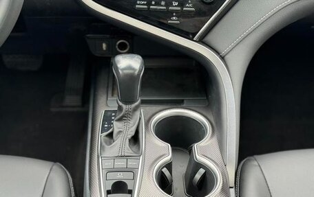 Toyota Camry, 2022 год, 2 440 442 рублей, 12 фотография