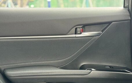 Toyota Camry, 2022 год, 2 440 442 рублей, 15 фотография