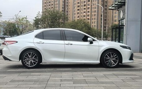 Toyota Camry, 2021 год, 2 385 442 рублей, 7 фотография