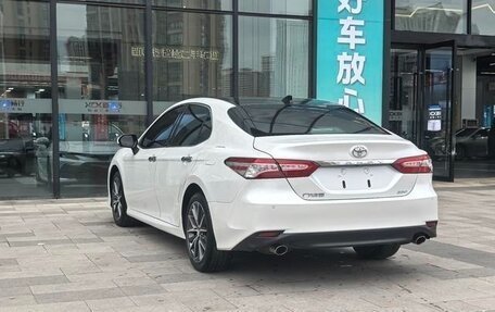 Toyota Camry, 2021 год, 2 385 442 рублей, 6 фотография