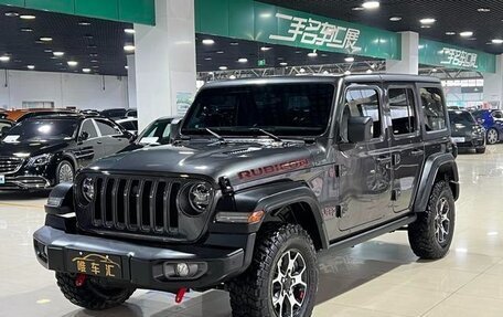 Jeep Wrangler, 2021 год, 4 090 000 рублей, 2 фотография
