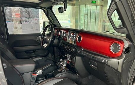 Jeep Wrangler, 2021 год, 4 090 000 рублей, 14 фотография