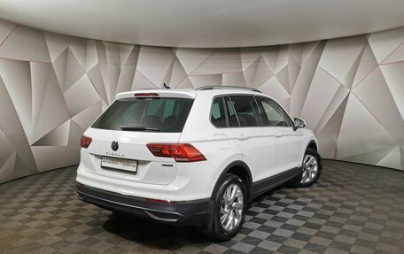 Volkswagen Tiguan II, 2021 год, 3 643 000 рублей, 2 фотография