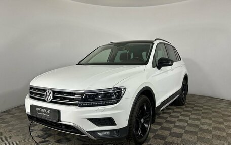 Volkswagen Tiguan II, 2018 год, 2 950 000 рублей, 1 фотография