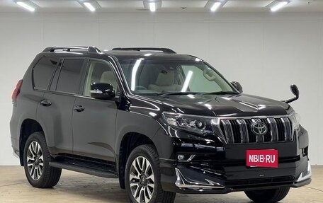 Toyota Land Cruiser Prado 150 рестайлинг 2, 2022 год, 3 850 199 рублей, 1 фотография