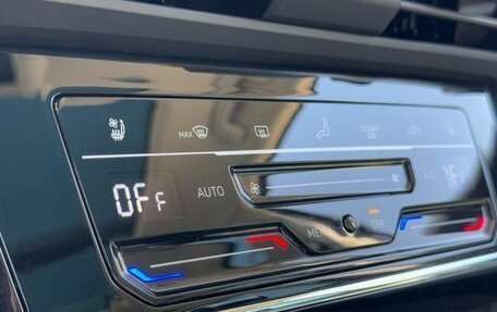 Volkswagen Passat B8 рестайлинг, 2021 год, 2 450 000 рублей, 13 фотография
