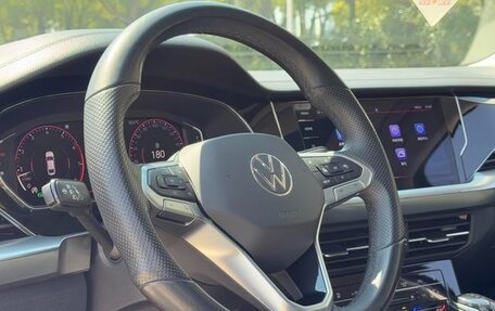 Volkswagen Passat B8 рестайлинг, 2021 год, 2 450 000 рублей, 19 фотография