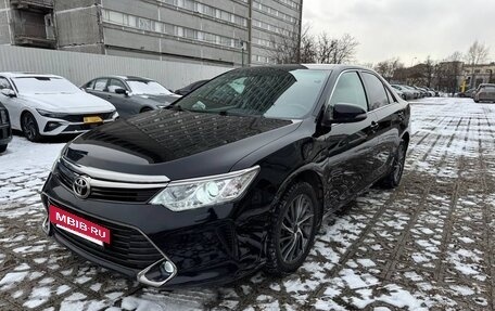 Toyota Camry, 2018 год, 2 000 000 рублей, 2 фотография