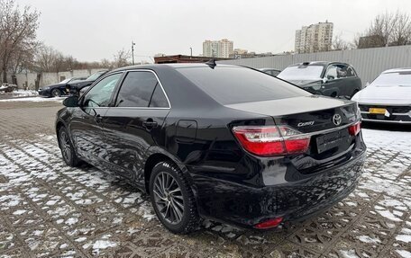 Toyota Camry, 2018 год, 2 000 000 рублей, 15 фотография