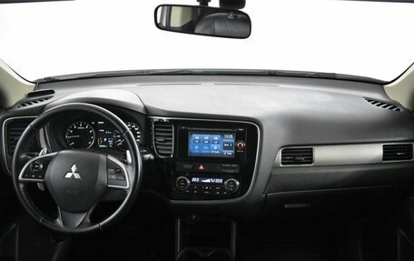 Mitsubishi Outlander III рестайлинг 3, 2012 год, 1 240 000 рублей, 5 фотография