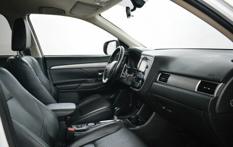 Mitsubishi Outlander III рестайлинг 3, 2012 год, 1 240 000 рублей, 9 фотография