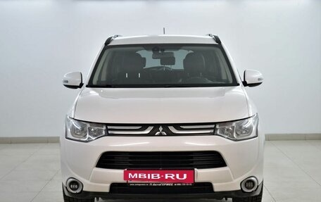 Mitsubishi Outlander III рестайлинг 3, 2012 год, 1 240 000 рублей, 2 фотография