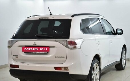 Mitsubishi Outlander III рестайлинг 3, 2012 год, 1 240 000 рублей, 4 фотография