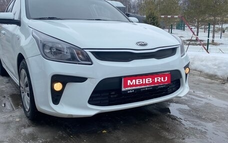 KIA Rio IV, 2018 год, 1 070 000 рублей, 1 фотография