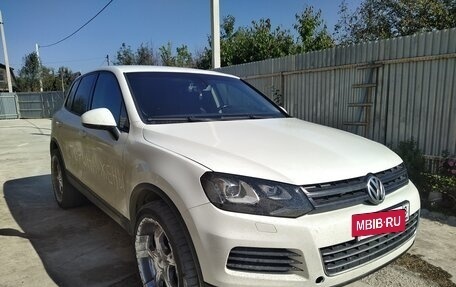 Volkswagen Touareg III, 2011 год, 1 750 000 рублей, 4 фотография