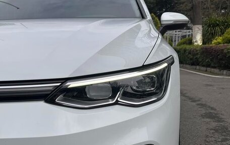 Volkswagen Golf VIII, 2022 год, 1 740 000 рублей, 8 фотография
