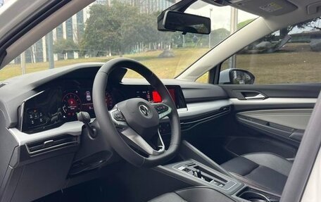 Volkswagen Golf VIII, 2022 год, 1 740 000 рублей, 15 фотография