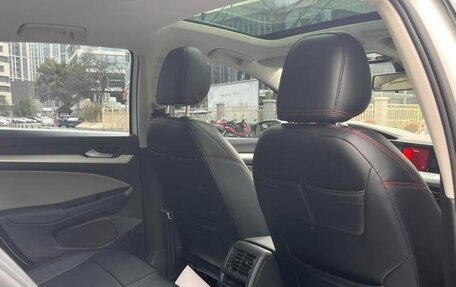 Volkswagen Golf VIII, 2022 год, 1 740 000 рублей, 21 фотография