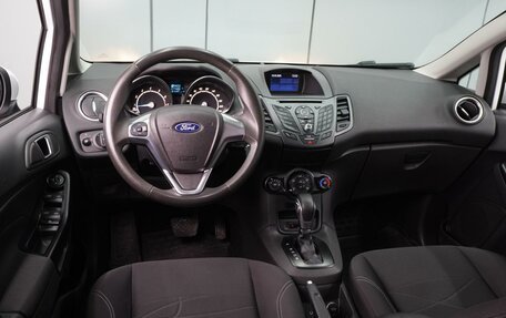 Ford Fiesta, 2015 год, 979 000 рублей, 6 фотография