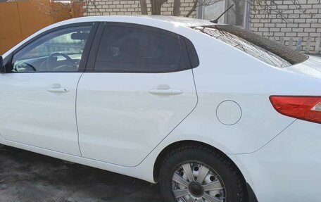 KIA Rio III рестайлинг, 2014 год, 1 000 000 рублей, 1 фотография