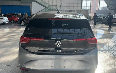 Volkswagen ID.3 I, 2024 год, 1 960 000 рублей, 5 фотография