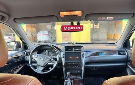 Toyota Camry, 2017 год, 2 740 000 рублей, 11 фотография