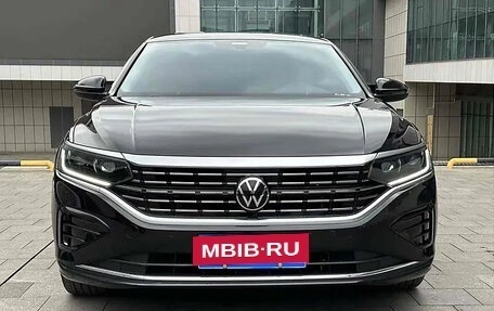 Volkswagen Passat B8 рестайлинг, 2021 год, 2 100 000 рублей, 2 фотография