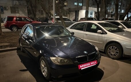 BMW 3 серия, 2005 год, 1 530 000 рублей, 2 фотография