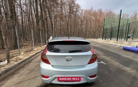 Hyundai Solaris II рестайлинг, 2011 год, 850 000 рублей, 7 фотография