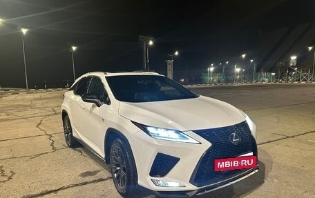 Lexus RX IV рестайлинг, 2019 год, 4 800 000 рублей, 2 фотография