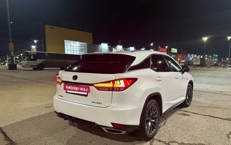 Lexus RX IV рестайлинг, 2019 год, 4 800 000 рублей, 4 фотография