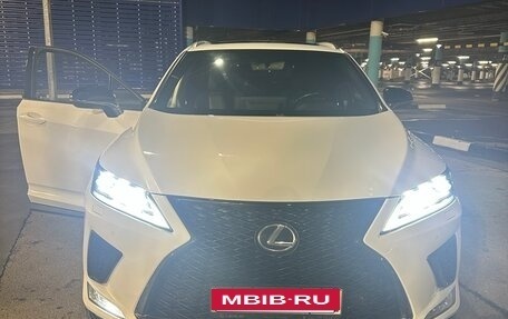 Lexus RX IV рестайлинг, 2019 год, 4 800 000 рублей, 9 фотография