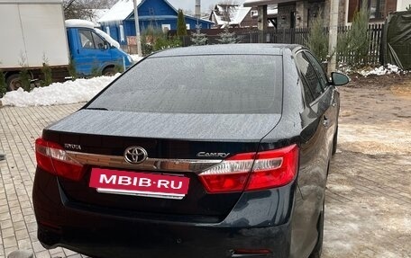 Toyota Camry, 2013 год, 1 890 000 рублей, 2 фотография