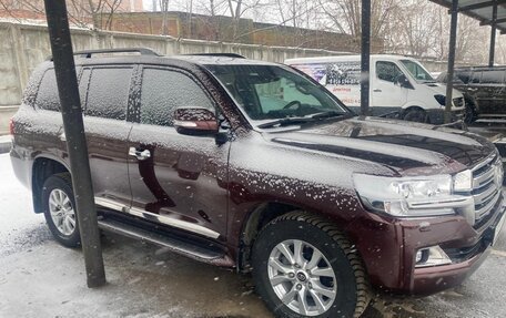 Toyota Land Cruiser 200, 2016 год, 5 900 000 рублей, 2 фотография