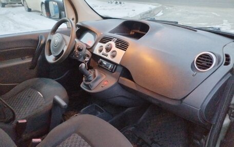 Renault Kangoo II рестайлинг, 2011 год, 730 000 рублей, 10 фотография
