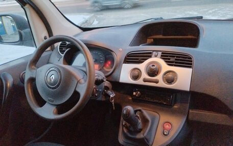 Renault Kangoo II рестайлинг, 2011 год, 730 000 рублей, 11 фотография
