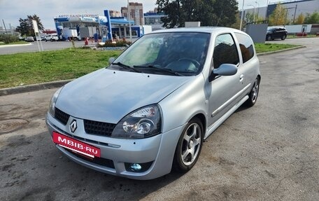 Renault Clio RS II, 2003 год, 700 000 рублей, 3 фотография