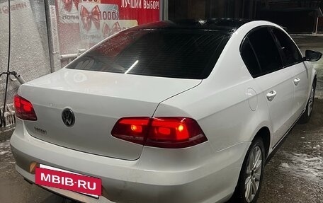 Volkswagen Passat B7, 2011 год, 710 000 рублей, 2 фотография