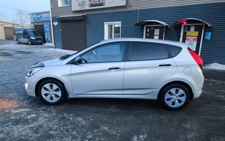 Hyundai Solaris II рестайлинг, 2015 год, 1 170 000 рублей, 2 фотография