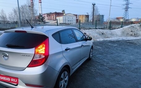 Hyundai Solaris II рестайлинг, 2015 год, 1 170 000 рублей, 5 фотография